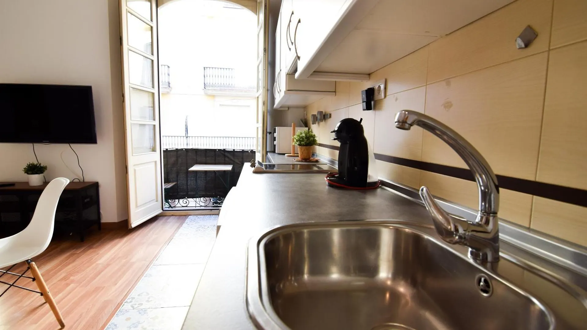 Letmalaga Carreteria Studio 82' Apartment Malaga