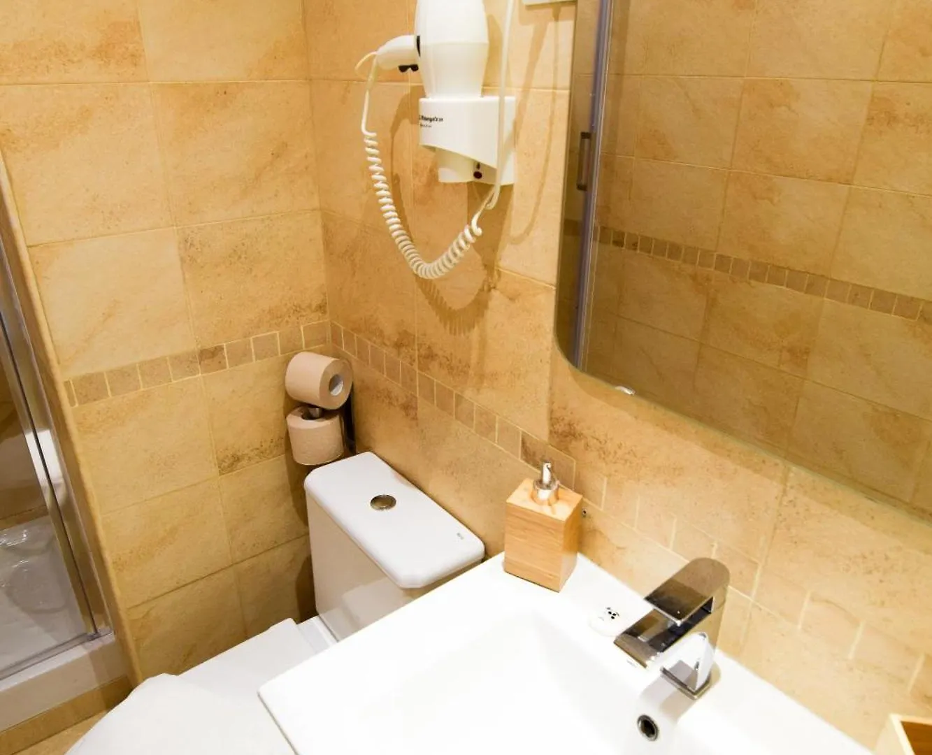 Letmalaga Carreteria Studio 82' Apartment